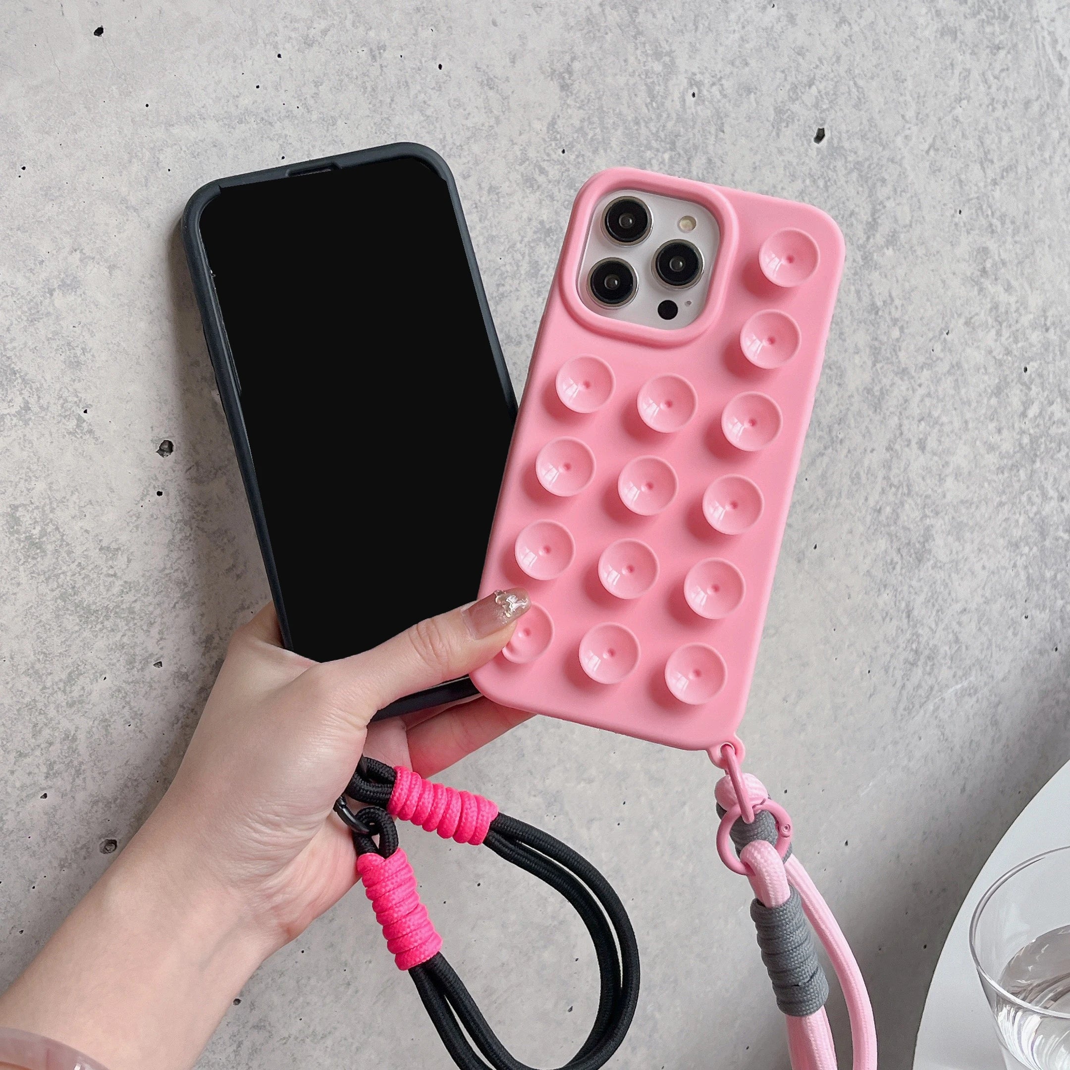 Coque Ventouse IDOCASE – Silicone Colorée pour iPhone